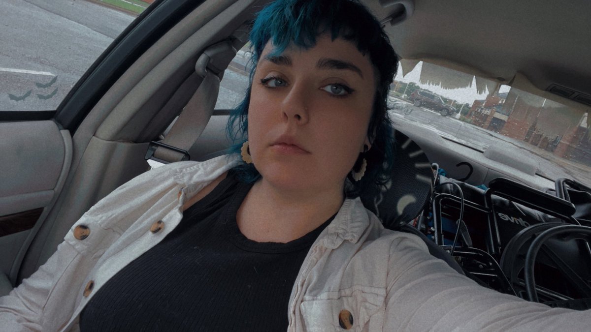 RoseandTh0rn's tweet photo. I didn’t just get a haircut.
I shed a version of me that stayed quiet too long.
Now I wear my name like a blade—sharp, soft, and mine.
#altgirl #freshcutenergy #selftransformation #bluehairmagic #poeticedge https://t.co/9ssxe5cLb3