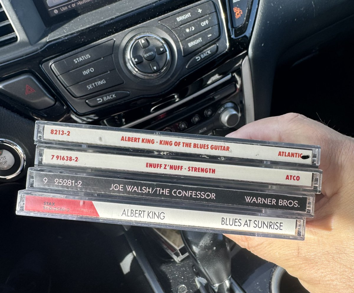 Goodwill Hunting mini haul today….

Any day you can add an Albert King album to the collection is a good day. Adding two? Even better.

Which album should I crank up on my drive home from the dentist?