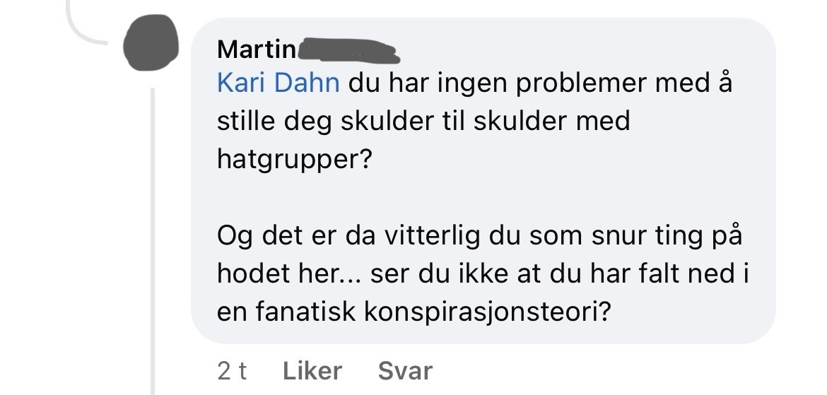 Skrev et innlegg på fb-gruppen For venstresiden om hvordan kvinner som står opp mot kjønnsidentitetsideologi ikke møtes med argumentasjon, men med hatanklager, guilt by association, gaslighting og «ingen debatt!» (debatt er farlig, må vite).

Lar svarene snakke for seg selv.