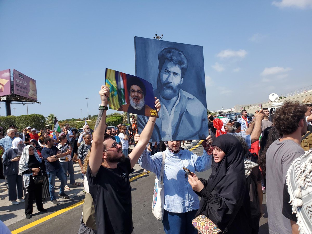 SamidounPP's tweet image. Georges Abdallah, liberated, a unitary figure of the resistance, who immediately saluted the mothers of al-Dahiyeh as the mothers of the martyrs lined the road to celebrate his release when he arrived, and called for escalation, resistance & action for Gaza.