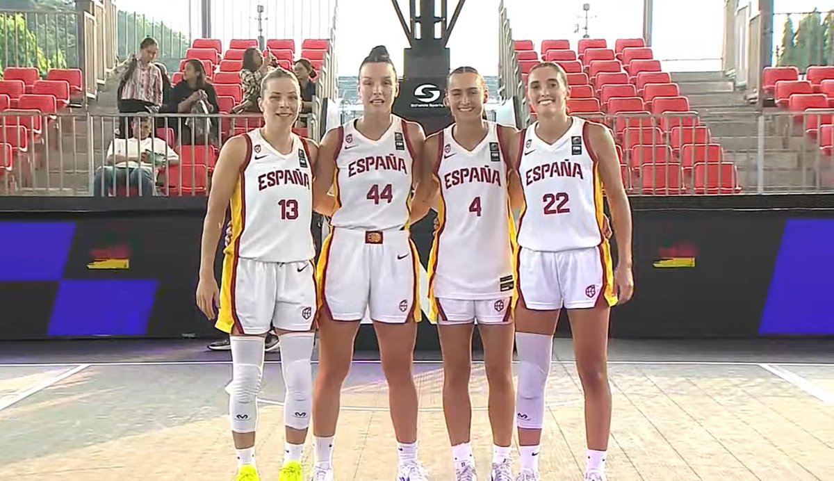 🏀#Baloncesto3x3 Women's Series en Jakarta 🇮🇩

Semifinales
❌ España 🇪🇸 20-21 Australia 🇦🇺

La #SelFem3x3 de Juana Camilión, Sandra Ygueravide, Alba Prieto y Gracia Alonso cae en un final igualadísimo tras salvar un 17-20 y tener opciones 😢
