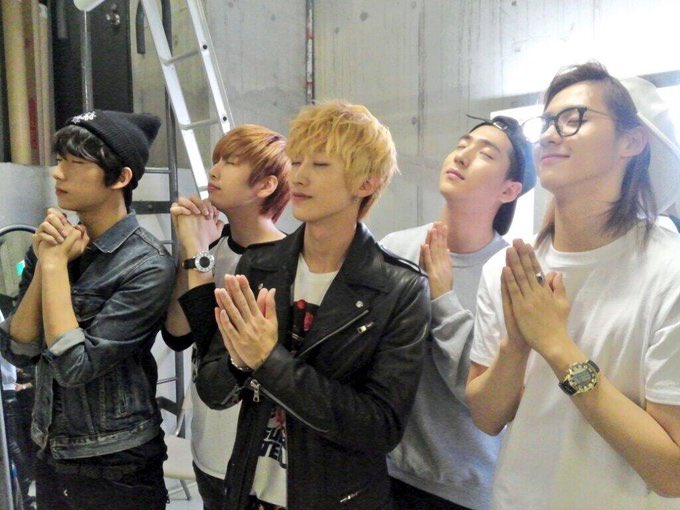ggoveso's tweet image. 5비포 그리워 보고싶어