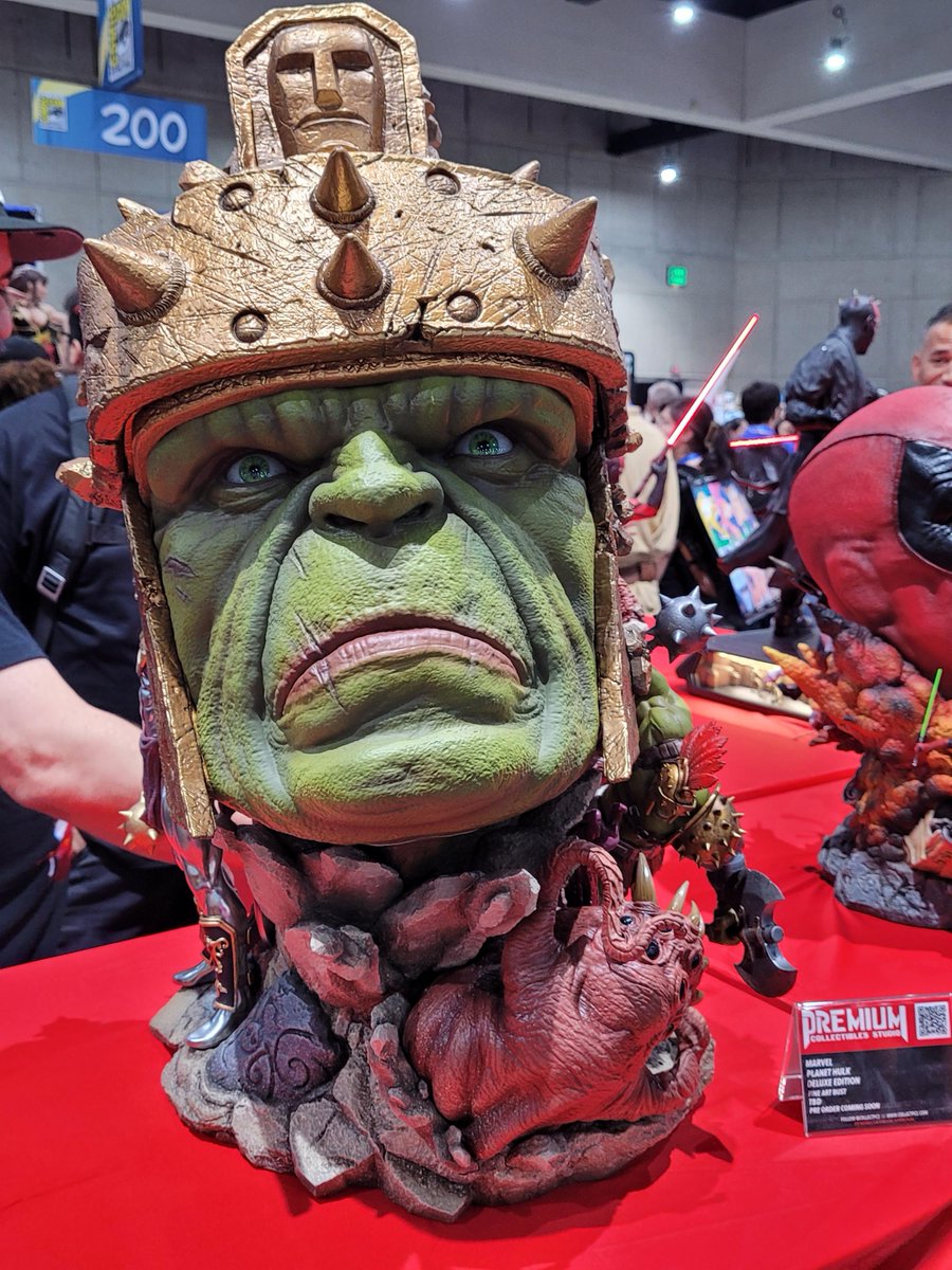 BigBadToyStore's tweet photo. SDCC 2025 = pure collectible chaos 🔥
Here’s a look at our first few days on the show floor!
Spoiler alert: it’s nerd heaven.
#SDCC #BBTS #ConDrop #ToyHype #SDCC2025 https://t.co/zdnq1o7G9U