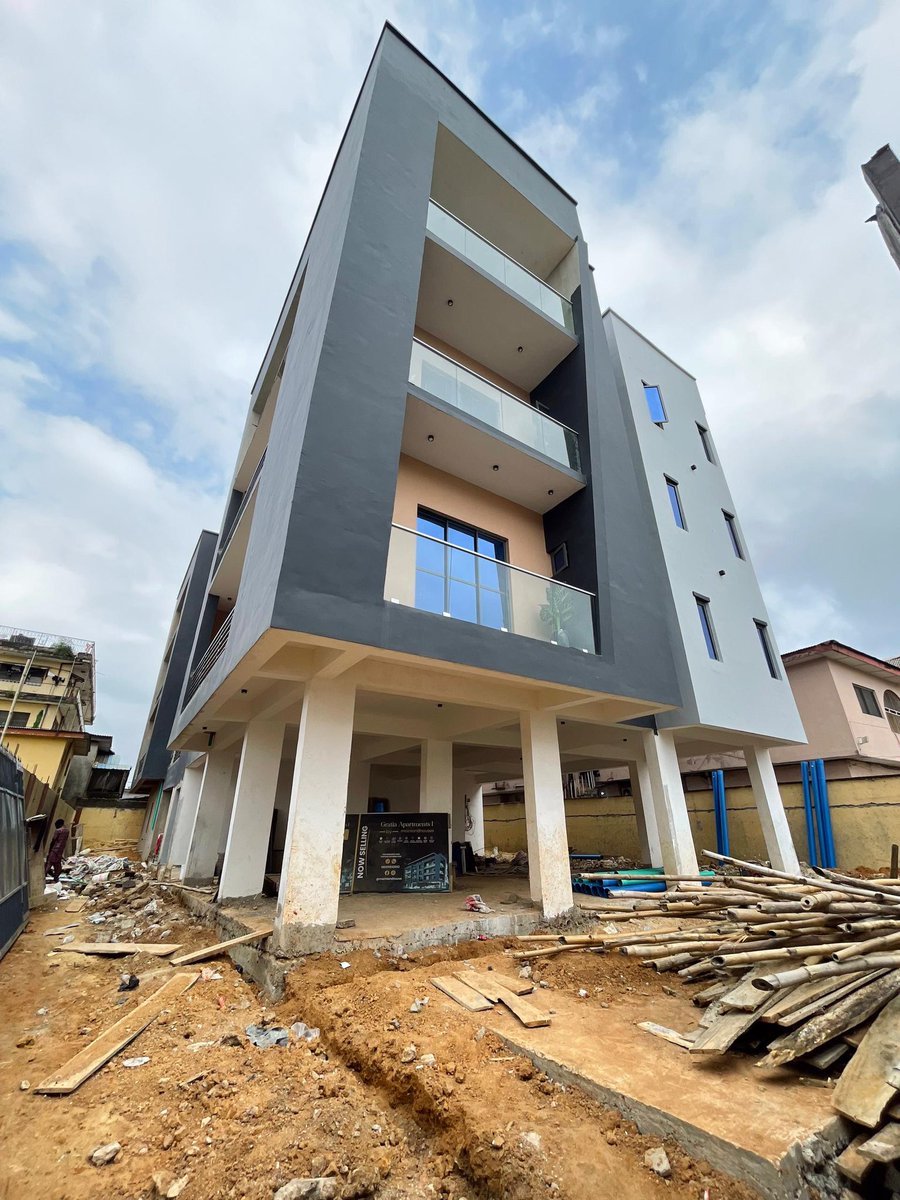 Crayjoe_'s tweet image. Gratia Apartment Phase 1
Three bedroom flat
Allen , Ikeja
N180M Asking
Registered Conveyance