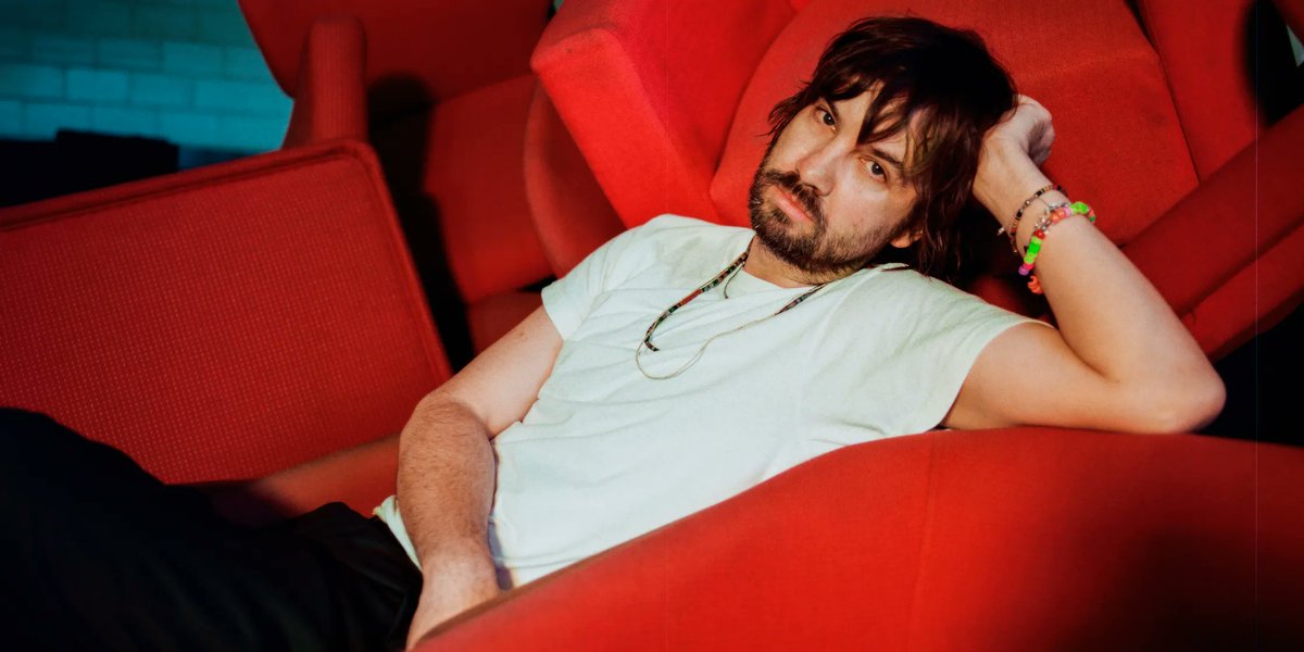 Popload's tweet image. Em forma de rave, Tame Impala decreta o fim do verão com uma das melhores músicas do ano
popload.com.br/em-forma-de-ra…