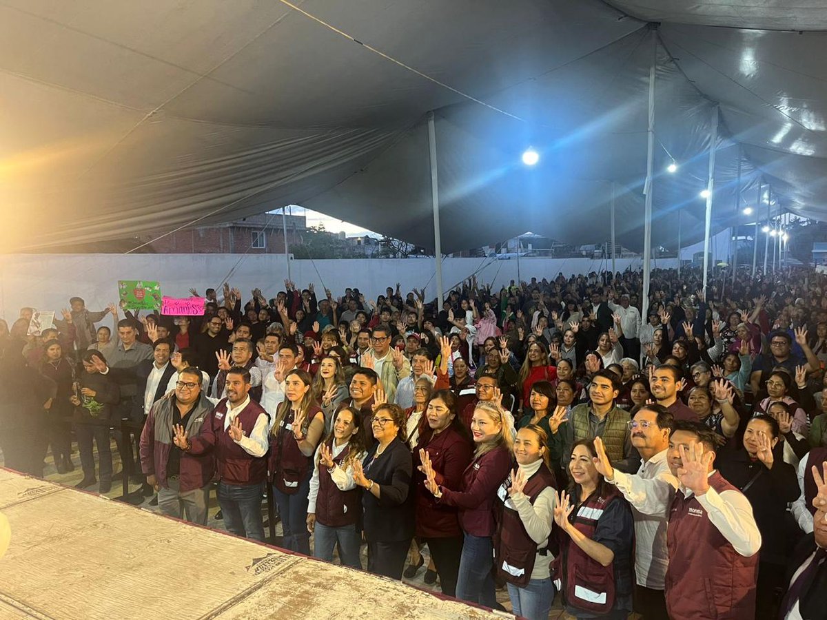JovenesMorenaPu's tweet photo. 📍 Miércoles 23 de julio

Coordinación Jóvenes Morena Puebla presente en la Asamblea Informativa de Cuautlancingo, acompañando al Comité Ejecutivo Estatal, a nuestra Presidenta Olga Romero Garci-Crespo y al Presidente Municipal.

#JóvenesMorena #MorenaPuebla
#4T #MorenaEsPueblo https://t.co/JCi00CbyaI