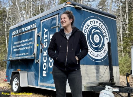 USCostCoalition's tweet image. 50,000.  That&apos;s how many pounds of coffee beans Maine&apos;s Rock City Coffee imported last year.

CEO Jessie Northgraves is increasing prices: &quot;We have been seriously hit by the tariffs in coffee-exporting countries, and must raise the prices of our beans.&quot;
nytimes.com/2025/07/25/bus…
