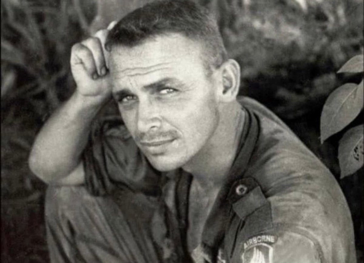 SoldiersWhisper's tweet image. Today we @SoldiersWhisper honor SSGT Larry Pierce who served Vietnam War 64-65. KIA on September 20, 1965.
#VietnamWar #Rip #RedFriday