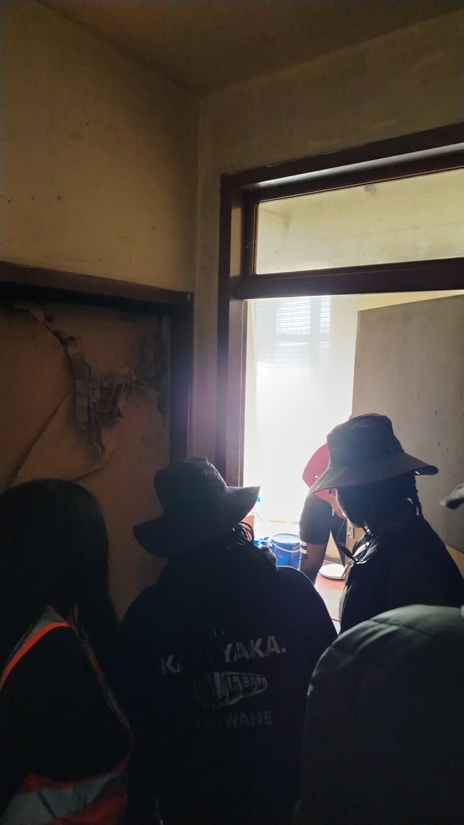 We found another hijacked City of Tshwane property in Pretoria West. We are determined to reclaim buildings that belong to the city. <a href="/CityTshwane/">City of Tshwane</a>