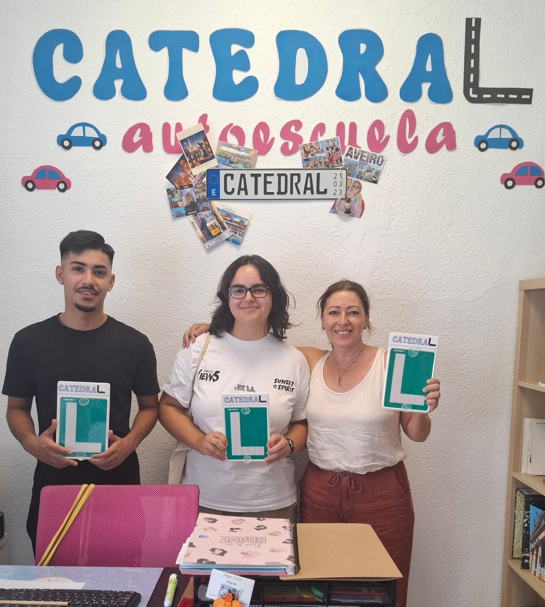 CatedralAuto's tweet photo. Despedimos la semana con un ๐ป๐๐๐๐๐!!
Felicitamos a nuestros alumnos Jose, Paula y Chari, que han superado hoy sus pruebas prรกcticas.
Muchas gracias por confiar en ๐พ๐๐ฉ๐๐๐ง๐๐!
No lo dudes, #somostuautoescuela
#Sevillahoy #Autoescuela #DGT #formacionvial #Sevilla https://t.co/YNfb4c73uK
