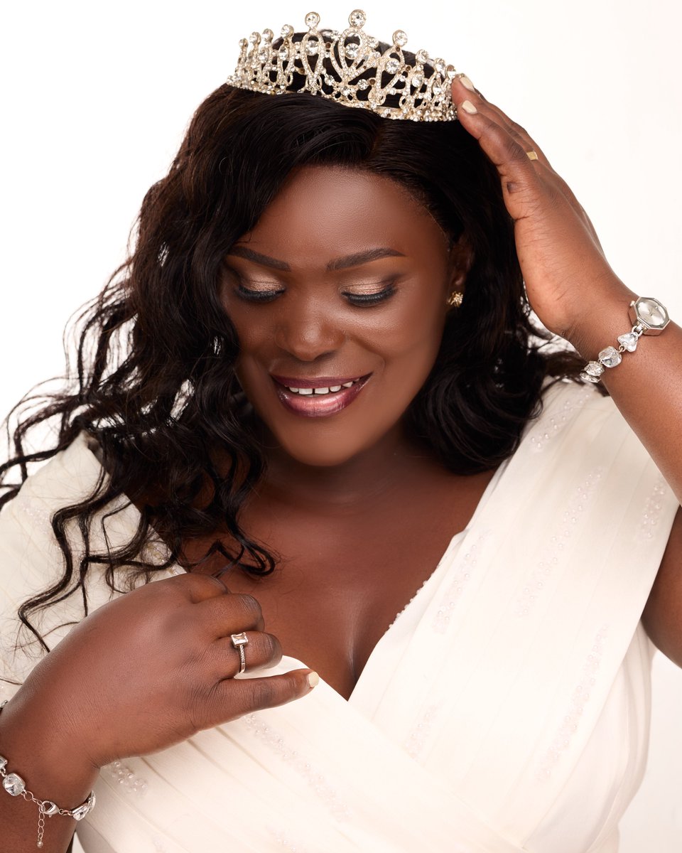 AGAMOSH1's tweet image. We celebrate and keep celebrations real n simple with you.
Happy earth strong majorine mukyala chairman nyanzi
