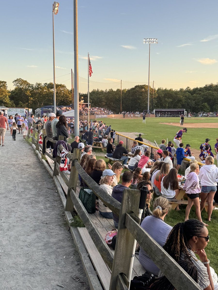 MV_Sharks's tweet image. blocktickets.xyz/venue/the-shar…
Get your tickets early for 7/25 game vs @KeeneSwampBats