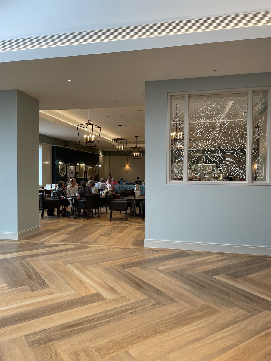 adelegeras's tweet image. The new Greenhouse Café at @Scotsdales in Great Shelford is really lovely! @AnneMStott told me so and it’s true! Alert for all Cambridge people.