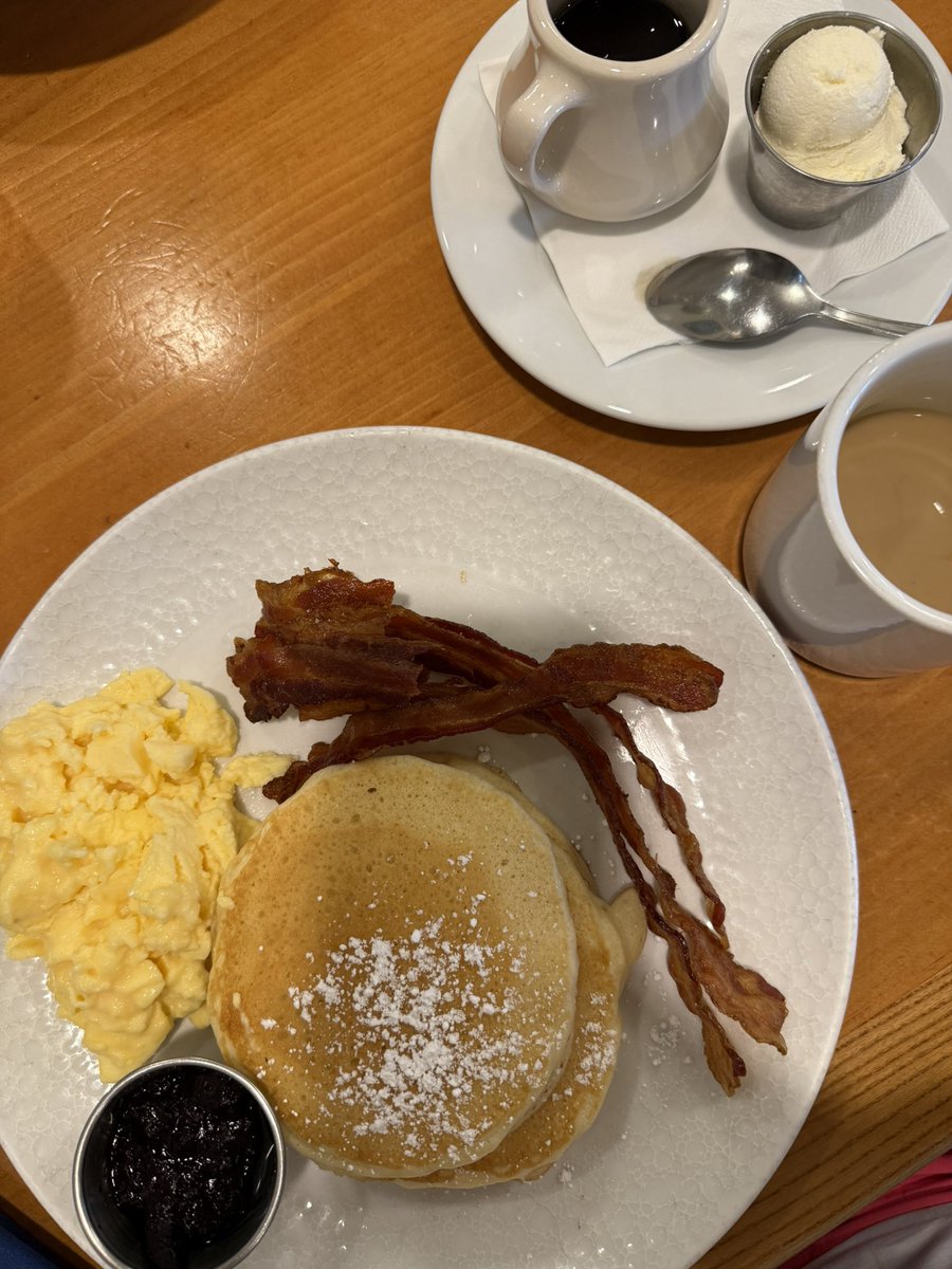 PiggJessica's tweet image. “There is hardship in everything except eating pancakes.” —Charles Spurgeon
