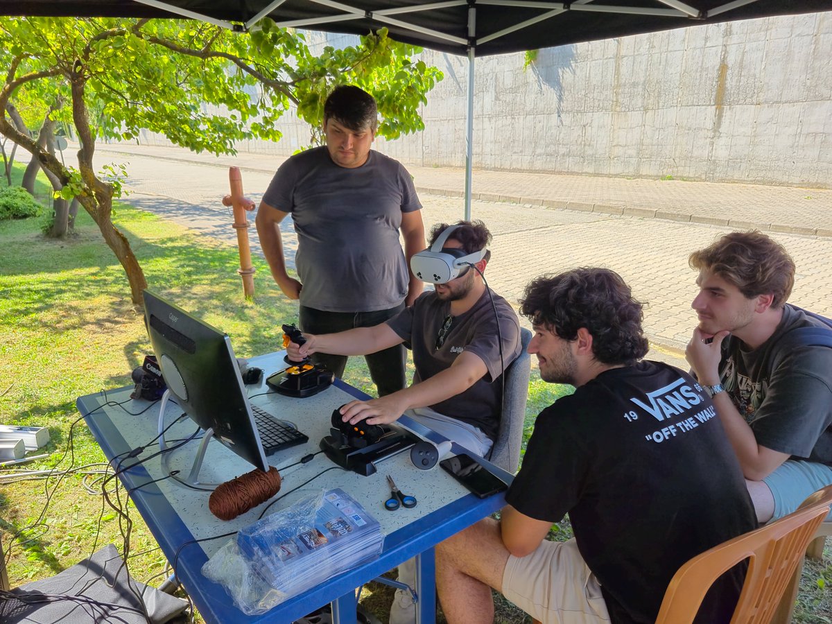 📷 VR Gözlükle Gerçekçi Uçuş Deneyimi Gençlerle Buluştu!  

“Havada Bir Gün: Kokpitte Sen Varsın!” ÜNİDES projesi kapsamında, gençler sanal gerçeklik teknolojisiyle uçuş dinamiklerini keşfetti.

<a href="/OA_BAK/">Dr. Osman Aşkın Bak</a> <a href="/gencliksporbak/">Gençlik ve Spor Bakanlığı 🇹🇷</a>