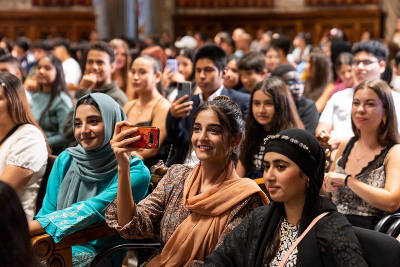 MedCities's tweet image. 🎯 We celebrated the #WorldYouthSkillsDay (July 15) and the future of youth being built every day.
In @AjuntamentSVH (BCN), youth lead a community plan to grow, learn, and transform their surroundings. 🌱
ℹ️EN: tinyurl.com/47paeyde
ℹ️FR: tinyurl.com/2xanspm4
#MedUrbanTools
