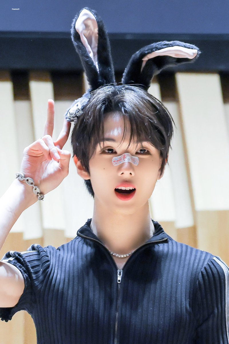 ren | 瑩-ie (🏫again) tweet media