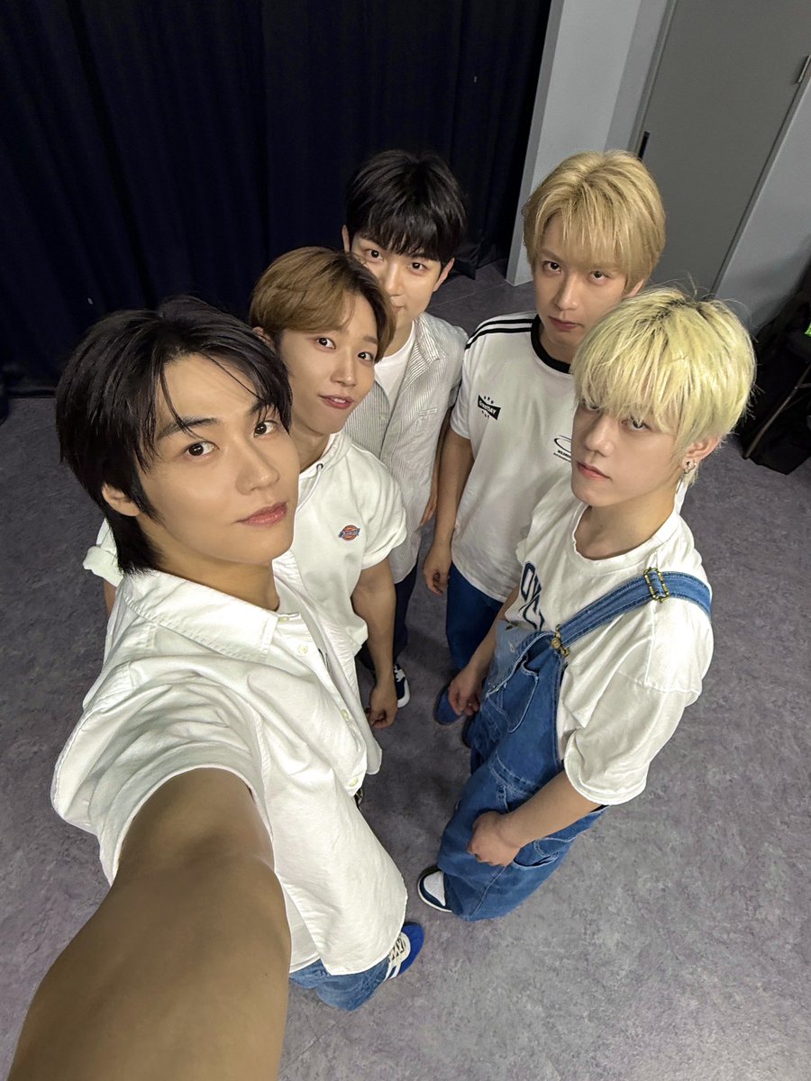 [📸] 2025.07.25 N.Flying 2nd Album [Everlasting] VIDEO CALL EVENT &amp; FAN SIGN EVENT (DEAR MY MUSE)

#NFlying #엔플라잉 #Everlasting #에버래스팅 #만년설