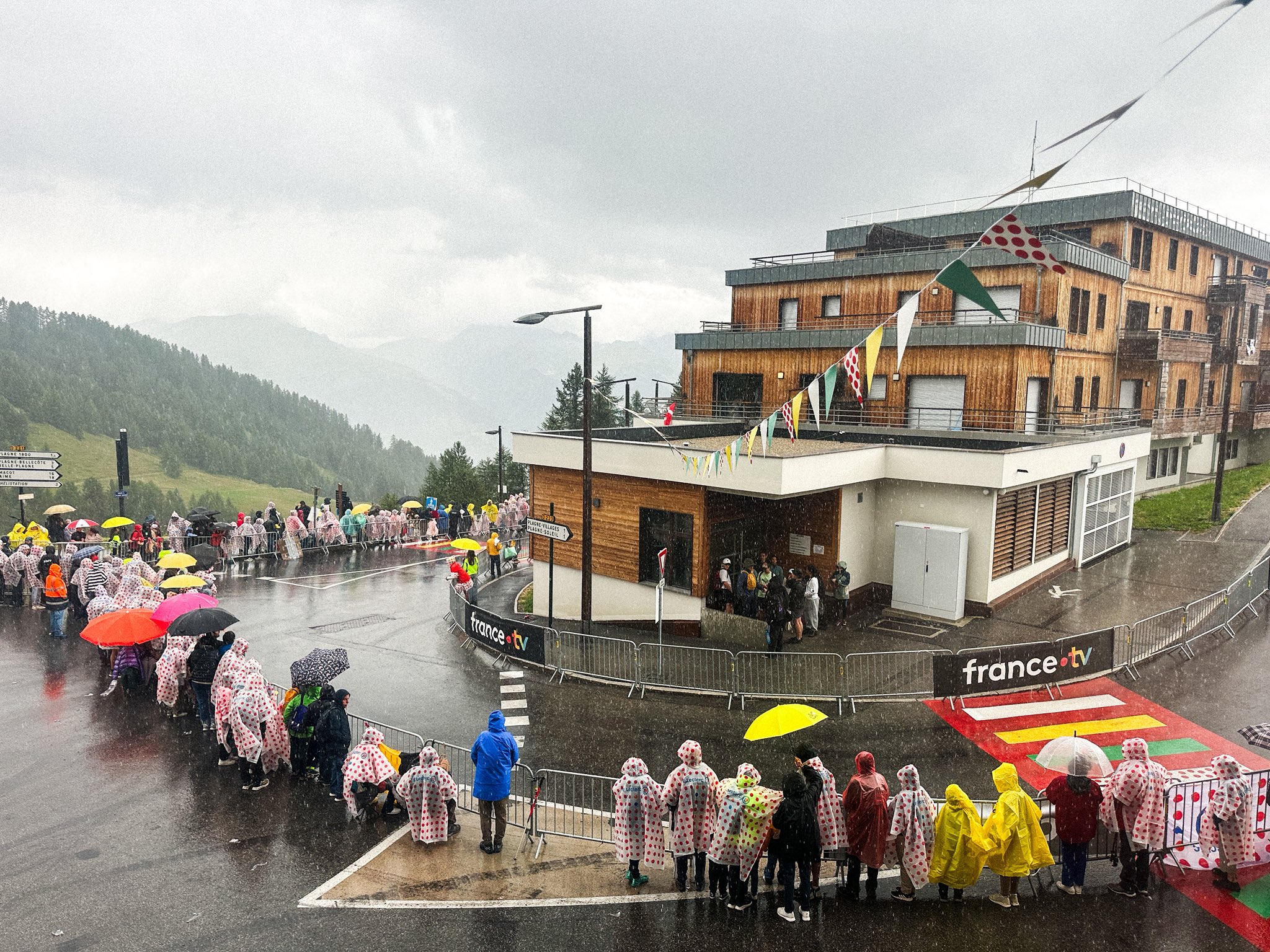 【辻けい】作品2点セット Kei Tsuji / 辻啓 (@keitsuji) / X