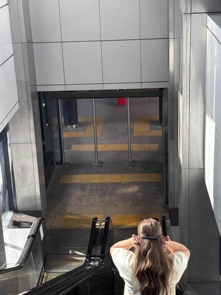 #явижулица #ебловвещах