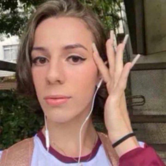 sooyaurach's tweet image. o uber tava ouvindo uma playlist do bruno mars e quando chegou apt ele pulou