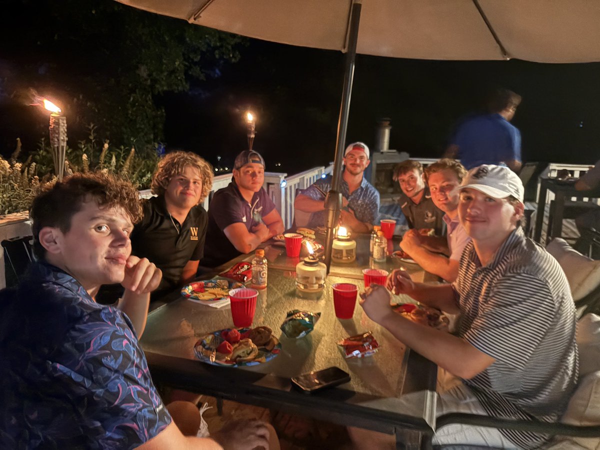 JacobPoag's tweet image. Great times with the Specialists in our Golf Tournament and Cookout to end the summer. Time to get to work!!