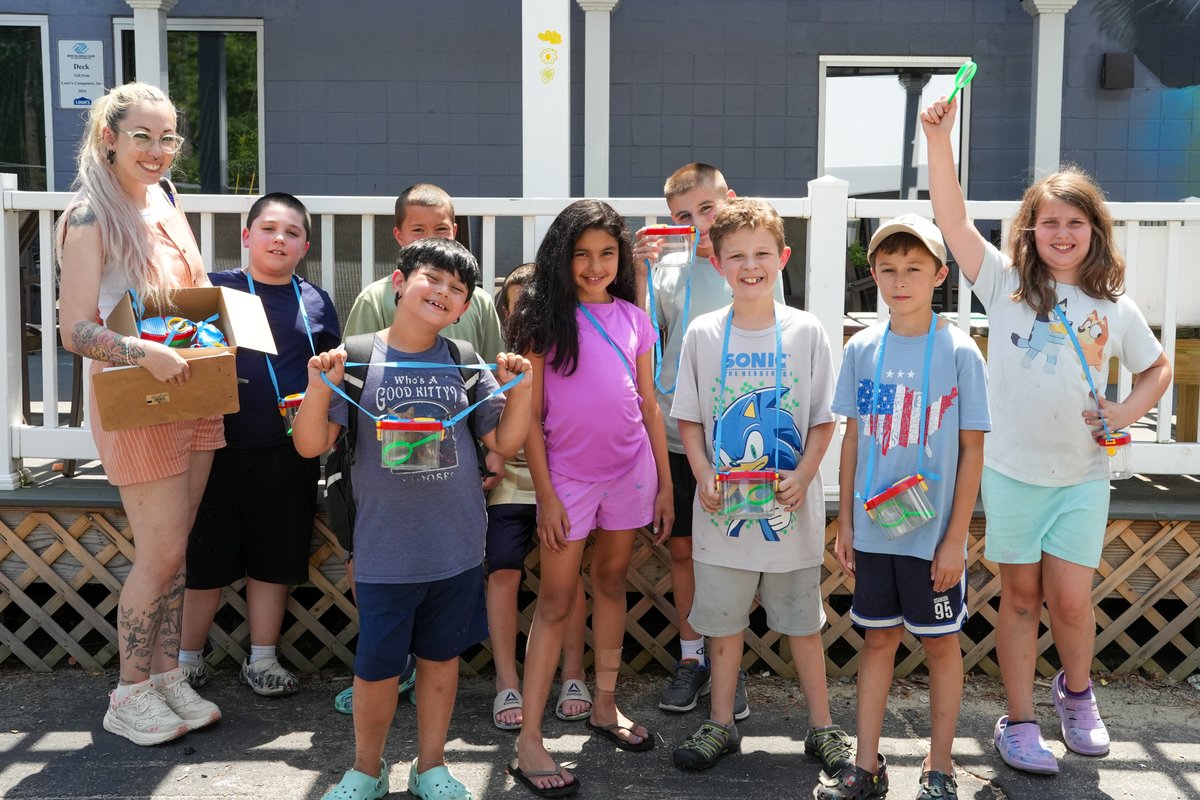 🔍🐞 With magnifying glasses in hand, Bug Catchers Club explored, built mini habitats, and searched for bugs to observe and release.

They shared their findings, discussed discoveries, and followed their motto: 
“Observe, don’t disturb.”

#GreatFutures