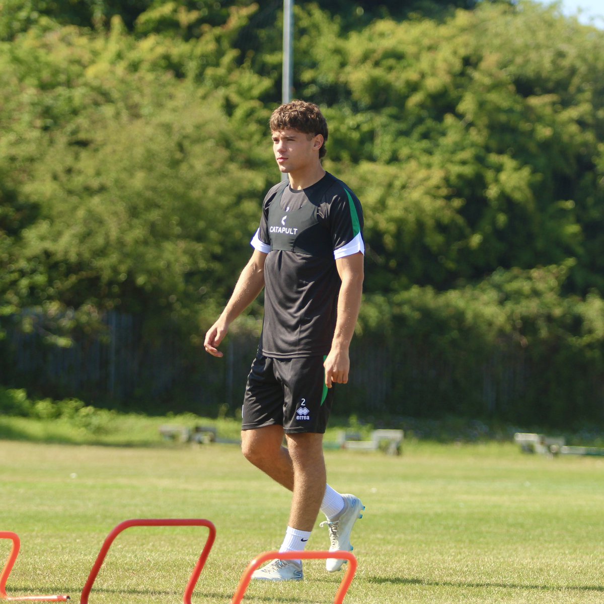The new kid on the block! 💪

Byron Pendleton has arrived! 

#YTFC 💚