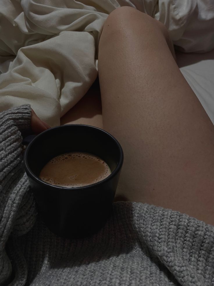 DulcePeke52201's tweet image. Por fin, Viernes!!
Empieza mi fin de semana..
y a mí, se me antoja un buen café y 5 minutos más, contigo en mi cama.
Hermoso Viernes. 🌷