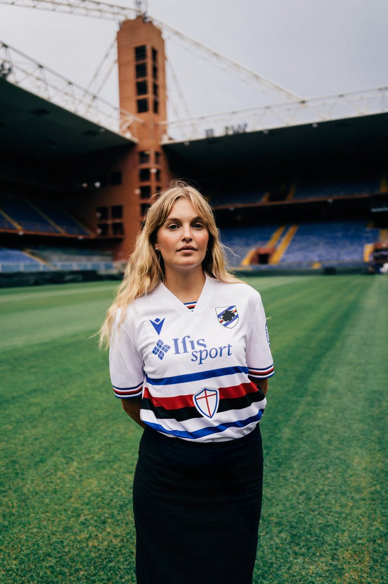 TheShirtUnion's tweet image. ⬜️| @sampdoria Away 25/26
Taking inspiration from the historic San Lorenzo Cathedral, featuring a checkered embossing representing the brickwork on the facade of the building.
Matching collar and cuffs alongside the iconic banding completes the look.