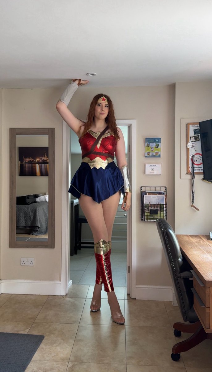 cosplaying wonder woman works well when ur 6’9” 🥰

who should i cosplay as next? 😝🫶