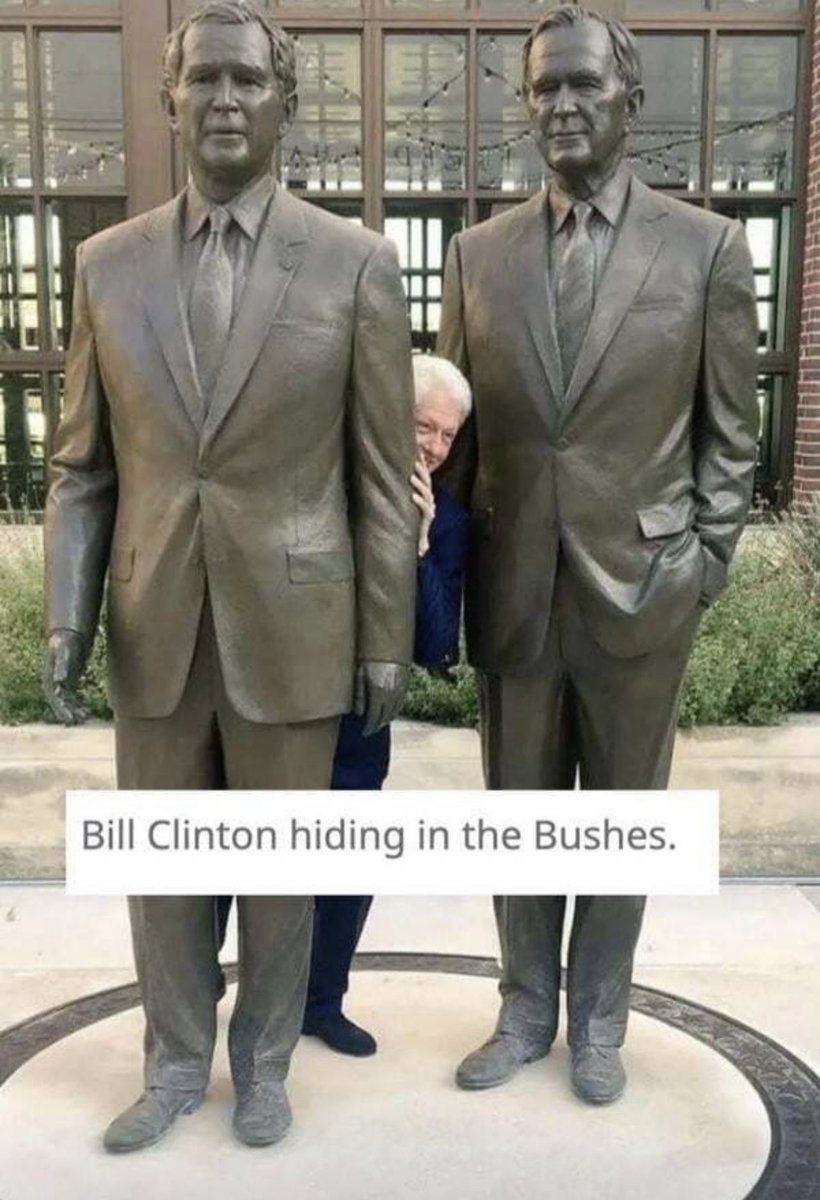 I know, it’s stupid…
But it’s still funny

#POTUS 😁😂