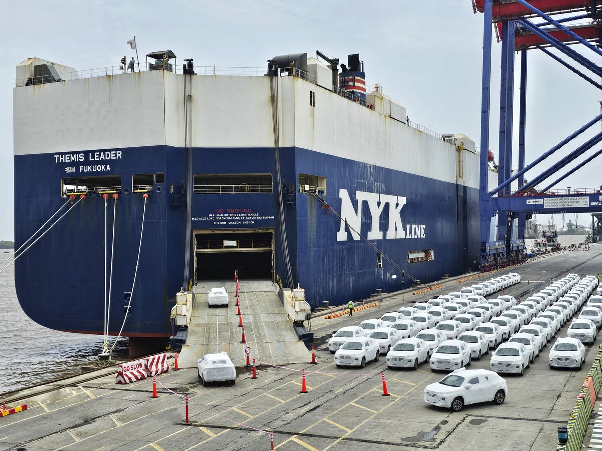 Gujarat-made Maruti Fronx becomes fastest Indian SUV to hit 1 lakh exports
deshgujarat.com/2025/07/25/guj…