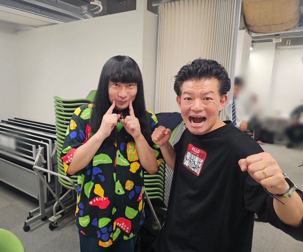 爆笑問題のコントYouTube
『テレビの話』

新しい動画公開中です❗

今回は、甘絵太郎であり…赤ちゃんであり、ネコニスズ・舘野の歌唱力にも注目です🙌

是非、チャンネル登録＆御視聴
よろしくお願いします

#爆笑問題  #テレビの話  #ネコニスズ