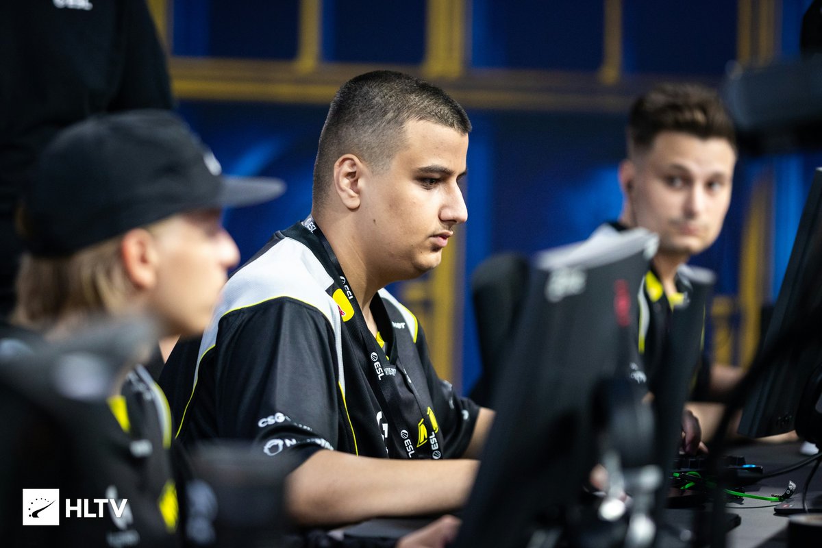 At <a href="/HLTVorg/">HLTV.org</a> they call him <a href="/natusvincere/">NAVI</a>'s new rising star. And they’re absolutely right 🔥

From the small streets of #Kosovo to the brightest lights of the esports arena, <a href="/makazzee/">NAVI Makazze</a> is proving that talent knows no borders. Calm, deadly in every duel, and fearless🇽🇰

#MadeInKosova