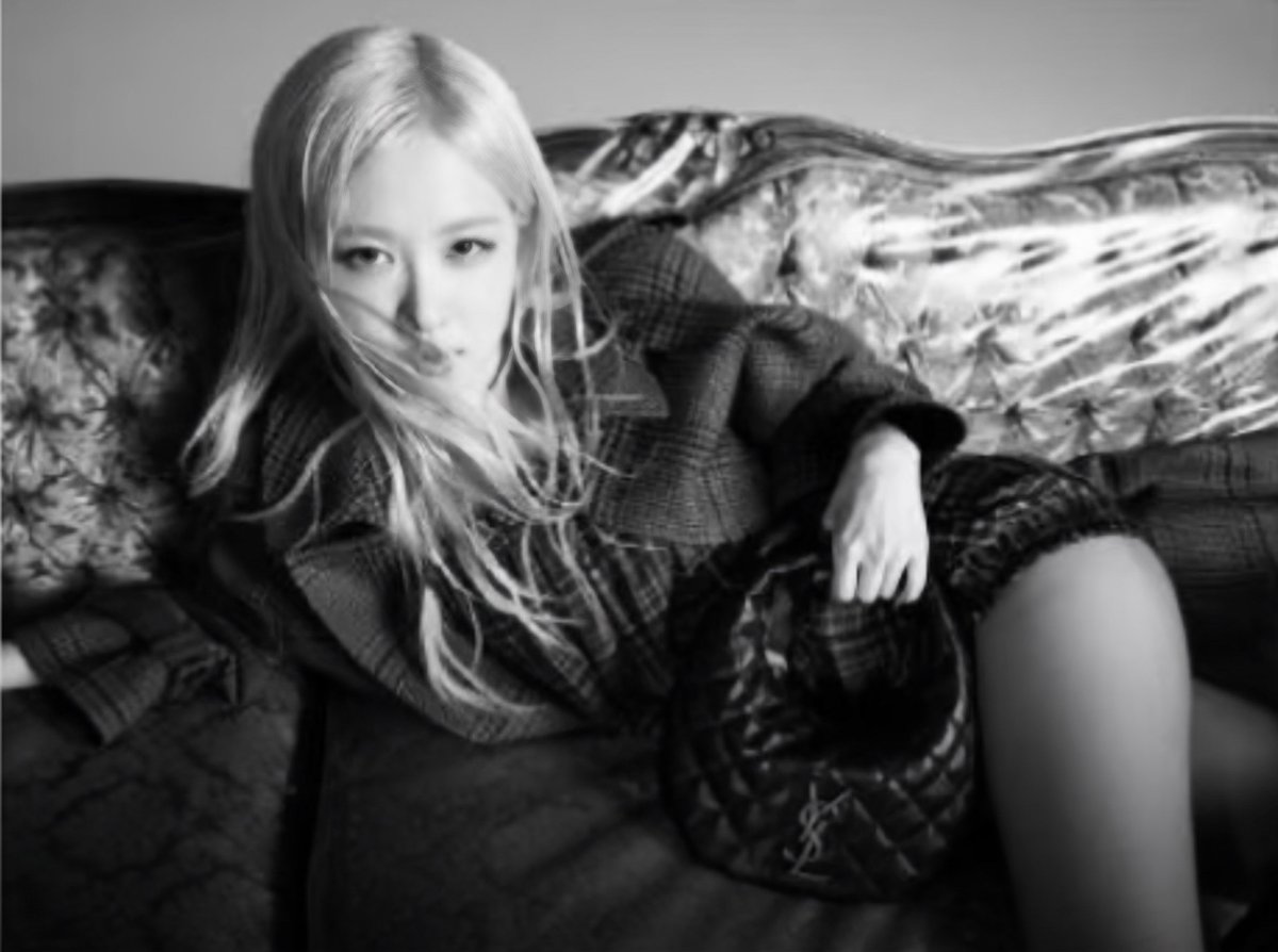 bp_popbase's tweet image. ROSÉ for SAINT LAURENT
@BLACKPINK #BLACKPINK
@numberoneHQ #ROSÉ