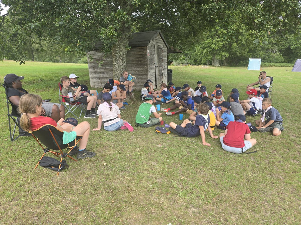 3rdBanstead's tweet image. Afternoon story and some tuck