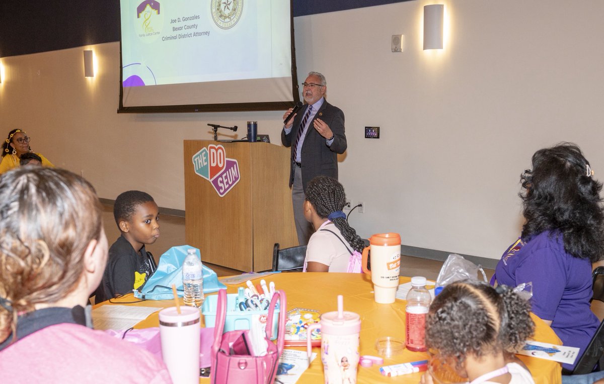 BexarCountyDA's tweet image. I had the honor of helping kick off this year’s Bexar County Family Justice Center Summer Camp!
The theme was inspired by the modern classic The Juice Box Bully — a powerful story that teaches kids the importance of self-worth and standing up for one another.