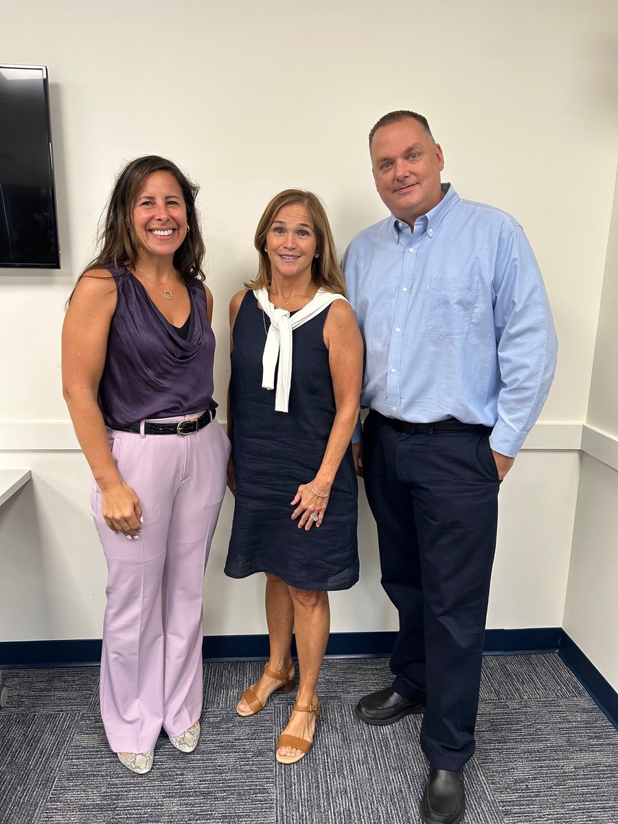 MassMPTC's tweet image. Join us in celebrating the remarkable career of MPTC HR Director Penny O'Reilly as she embarks on her well-deserved retirement! Penny's unwavering commitment, dedication, and hard work have profoundly shaped our organization. Thank you, Penny!