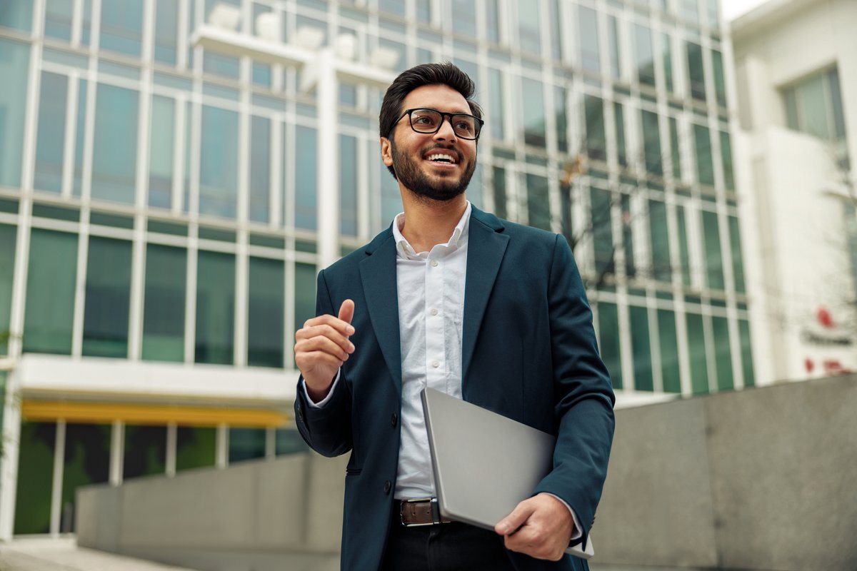 NAIOP's tweet image. Only 6 weeks left to use promo code SUMMERCERT25 to waive application fees for the NAIOP Certificate Program! See how the program can benefit your professional growth and get started today – all courses are on-demand for maximum flexibility: ow.ly/nfCB50WuF0A