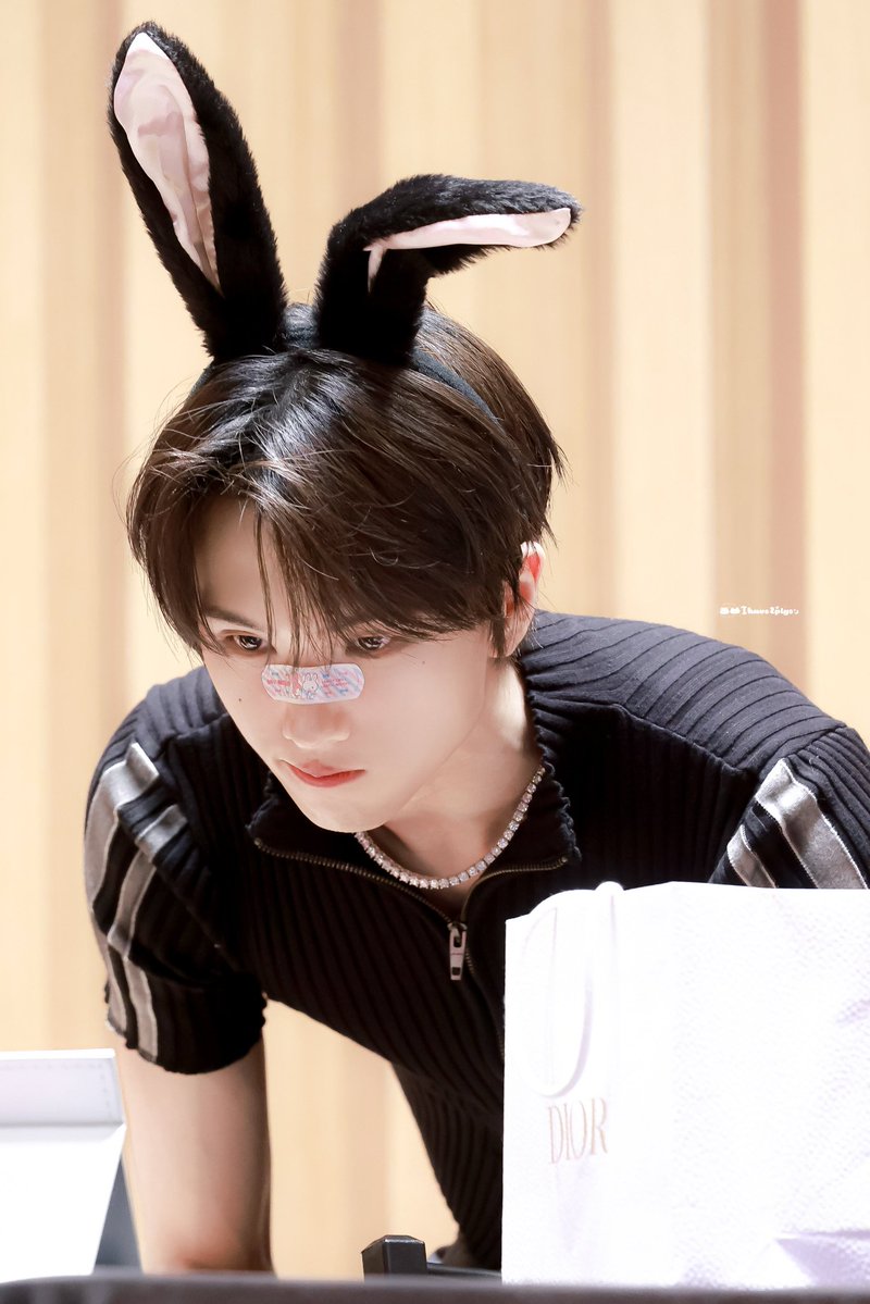jii_o_iij's tweet image. 아니 진ㅋ차 에바야 ㅋㅋ...
