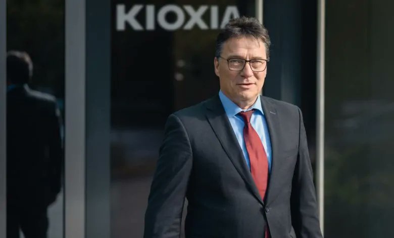 PSD_Global's tweet image. KIOXIA Commences Sample Shipments of 9th Generation ... powersystemsdesign.com/articles/kioxi… #KIOXIA #memory #memorydevices #powerelectronics