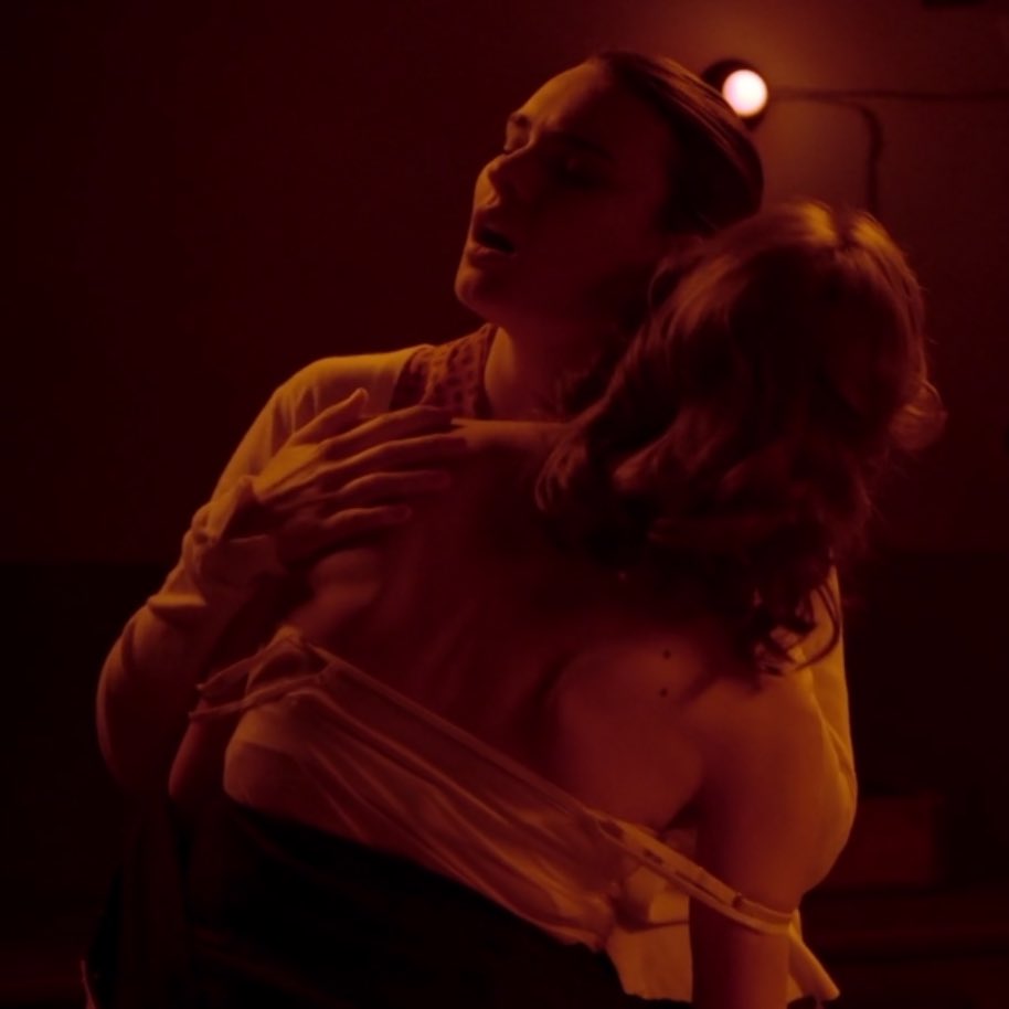 redxsapphic's tweet image. me quedé tiesa, super tiesa #mafin