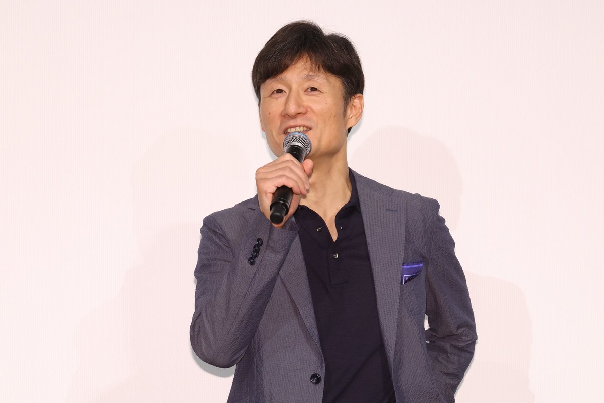 kokuhou_movie's tweet image. 本日、#映画国宝 の
特大ヒット記念舞台挨拶を実施🪭
#吉沢亮 さん、#李相日 監督が
映画館にお越しのお客さまからの質問に
答えました🗣️
さらに、イベント終盤には
主題歌を歌唱した #井口理 さん( #KingGnu )と
音楽の #原摩利彦 さんがサプライズ登場!…