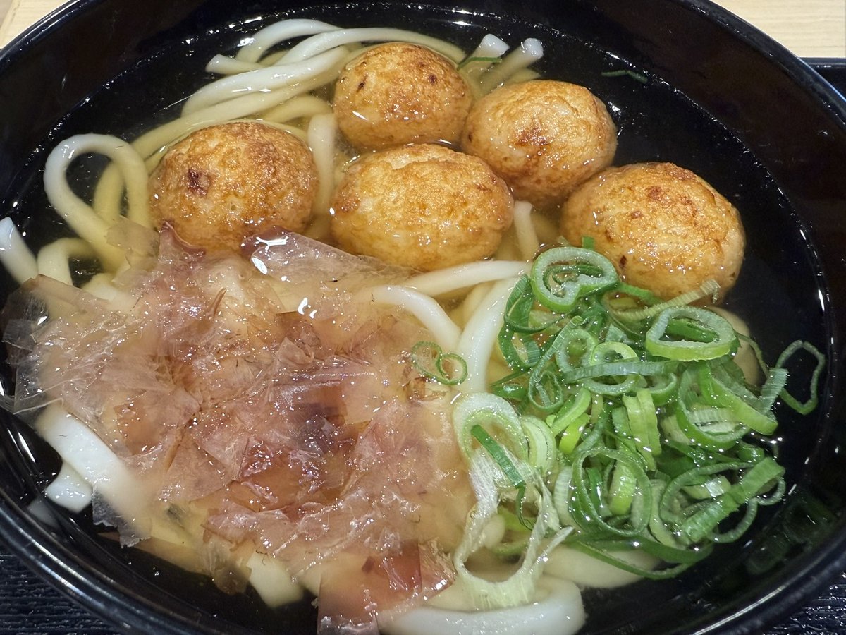 たこ焼きうどん

すごかった。。。