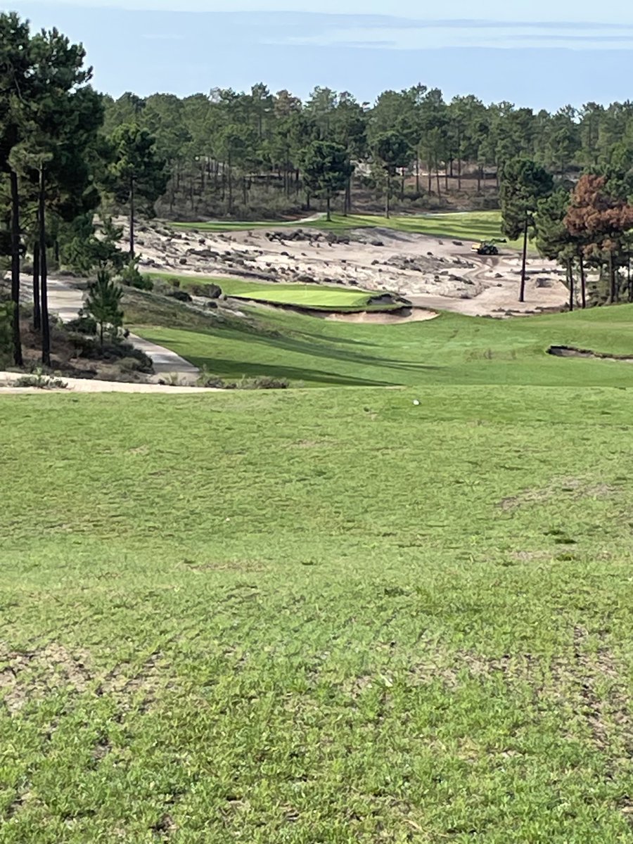 BK Top Golf tweet media