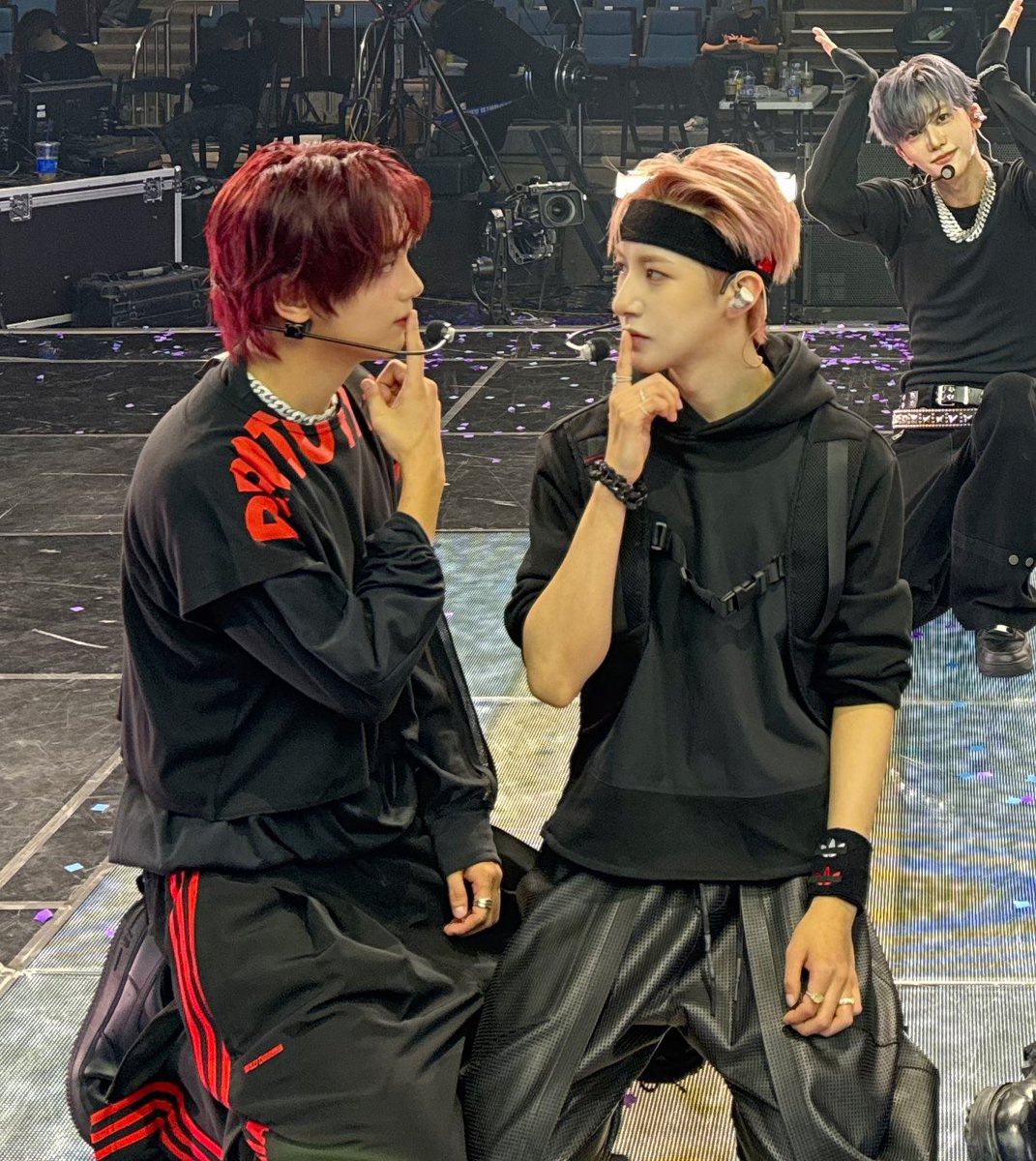 solinotes_'s tweet photo. THE YAOI SIZE DIFFERENCE!!!!!! https://t.co/cbdpCXqGaE
