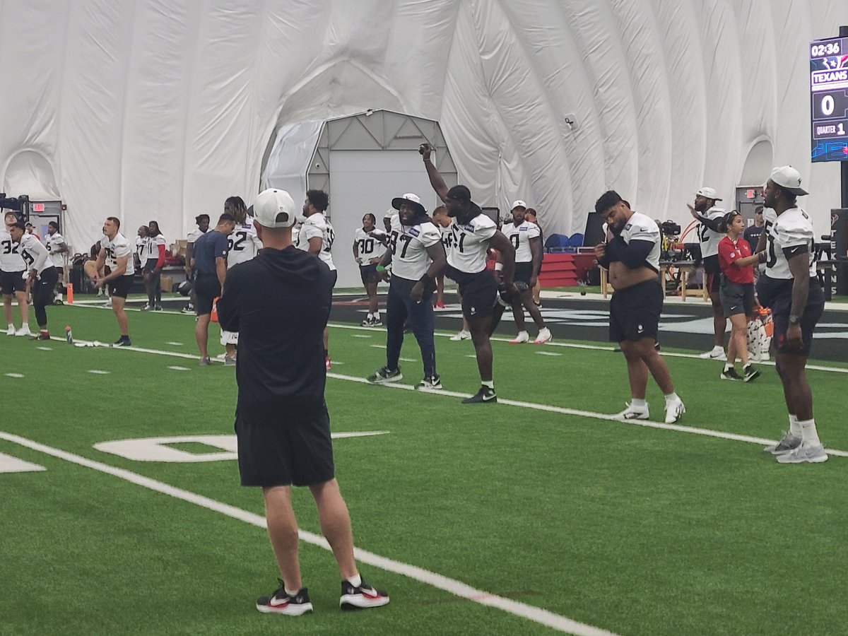 ad_moore64's tweet image. #Texans THE GRIND DAY 3, in the Bubble...馃對馃導
#ADMAXKORNER
@TheHRReview
@admaxkorner
#HoustonTexansTrainingCamp