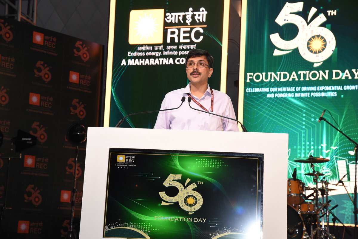 RECLindia's tweet image. Sh. Pankaj Agarwal, Secretary (Power), graced the 56th Foundation Day celebration of REC Ltd. as the special guest for the evening.
Addressing the gathering in the august presence of Hon'ble Minister of State for Power & MNRE, Shri Shripad Yesso Naik; CMD, REC Ltd., Sh.…