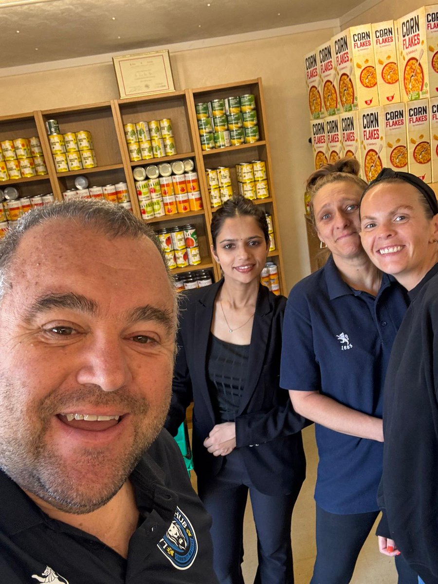 Lions Food Hub (@lionsfoodhub) on Twitter photo Massive thank you to Dave, Toni, Jo and Ranjata ( from Brown's Hotel) for volunteering today. We couldn't do what we do without people like you giving up your time 💙🦁 Massive thank you to Dave, Toni, Jo and Ranjata ( from Brown's Hotel) for volunteering today. We couldn't do what we do without people like you giving up your time 💙🦁